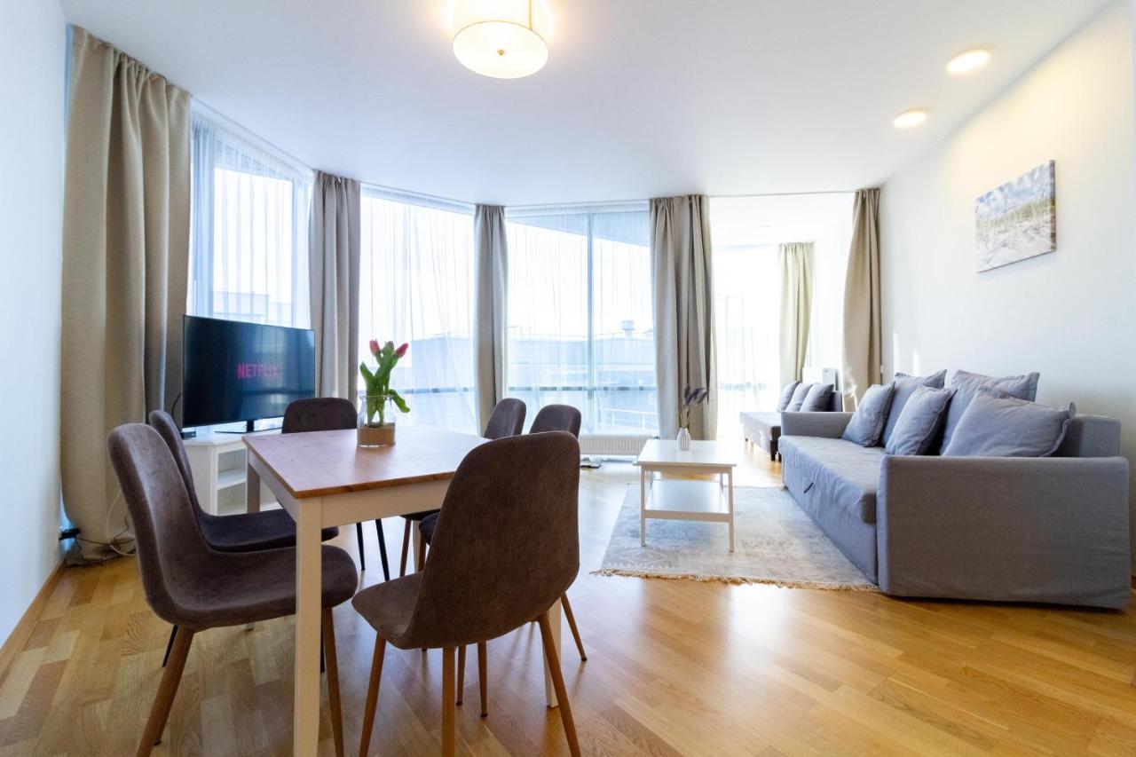 Elija Swan-Toy Apartments Šventoji エクステリア 写真
