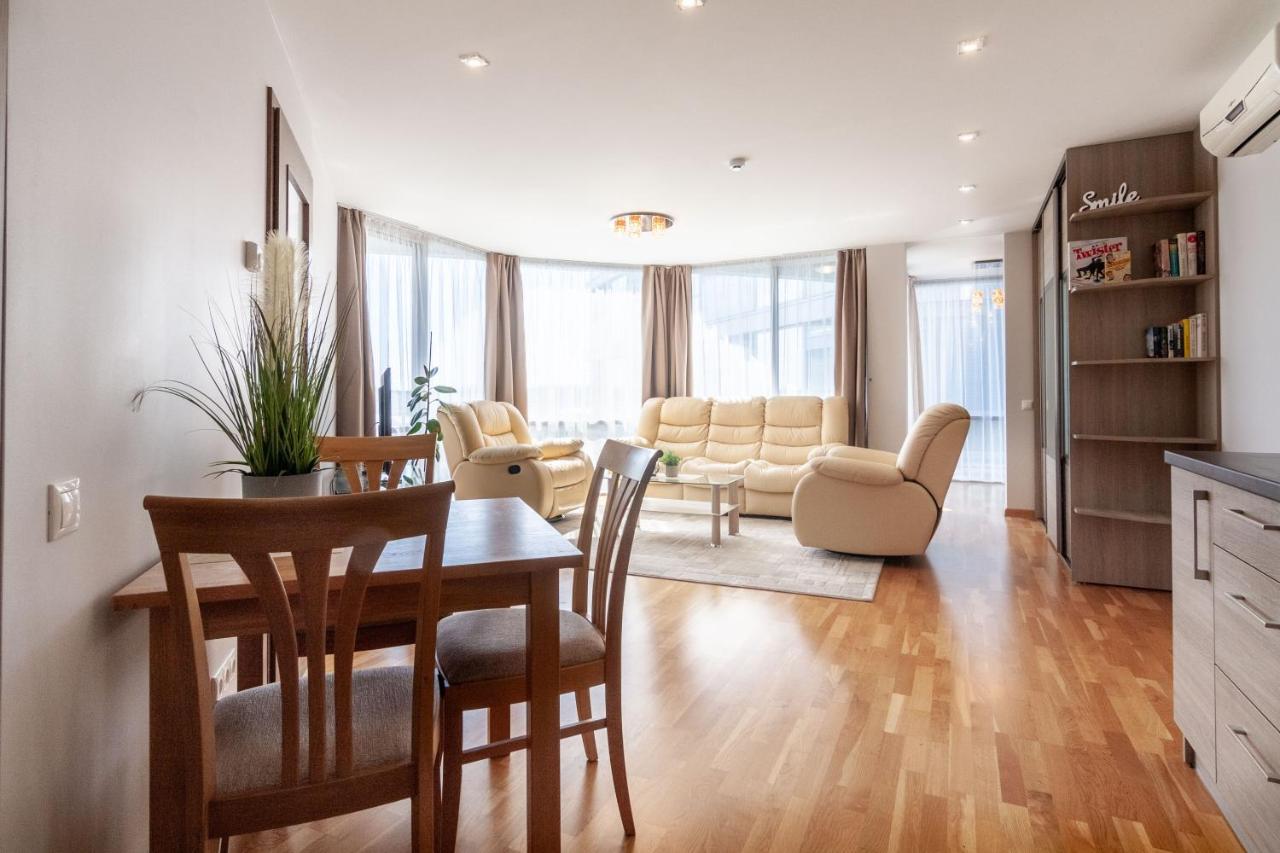 Elija Swan-Toy Apartments Šventoji エクステリア 写真